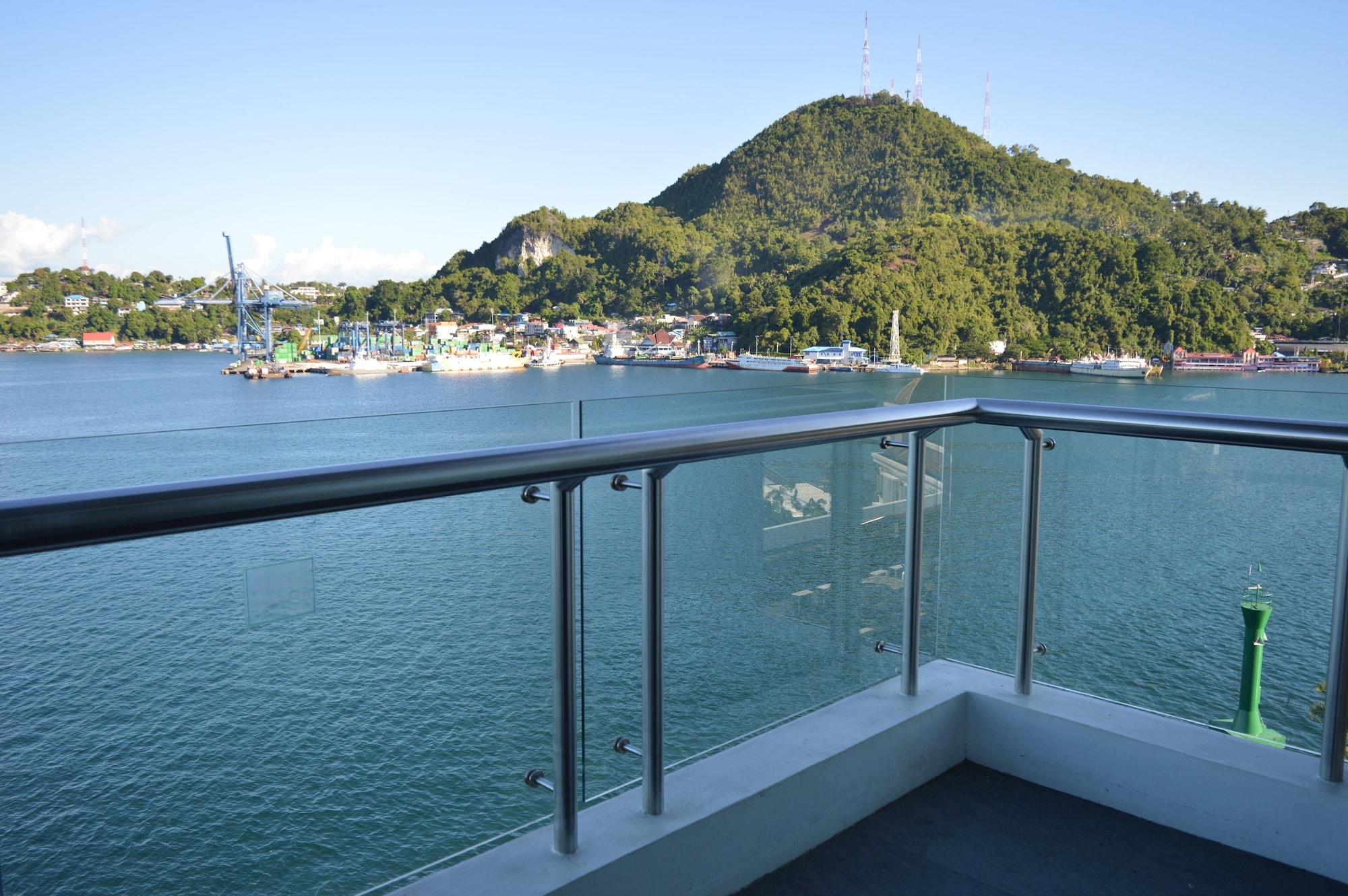 Swiss-Belhotel Papua Jayapura Esterno foto
