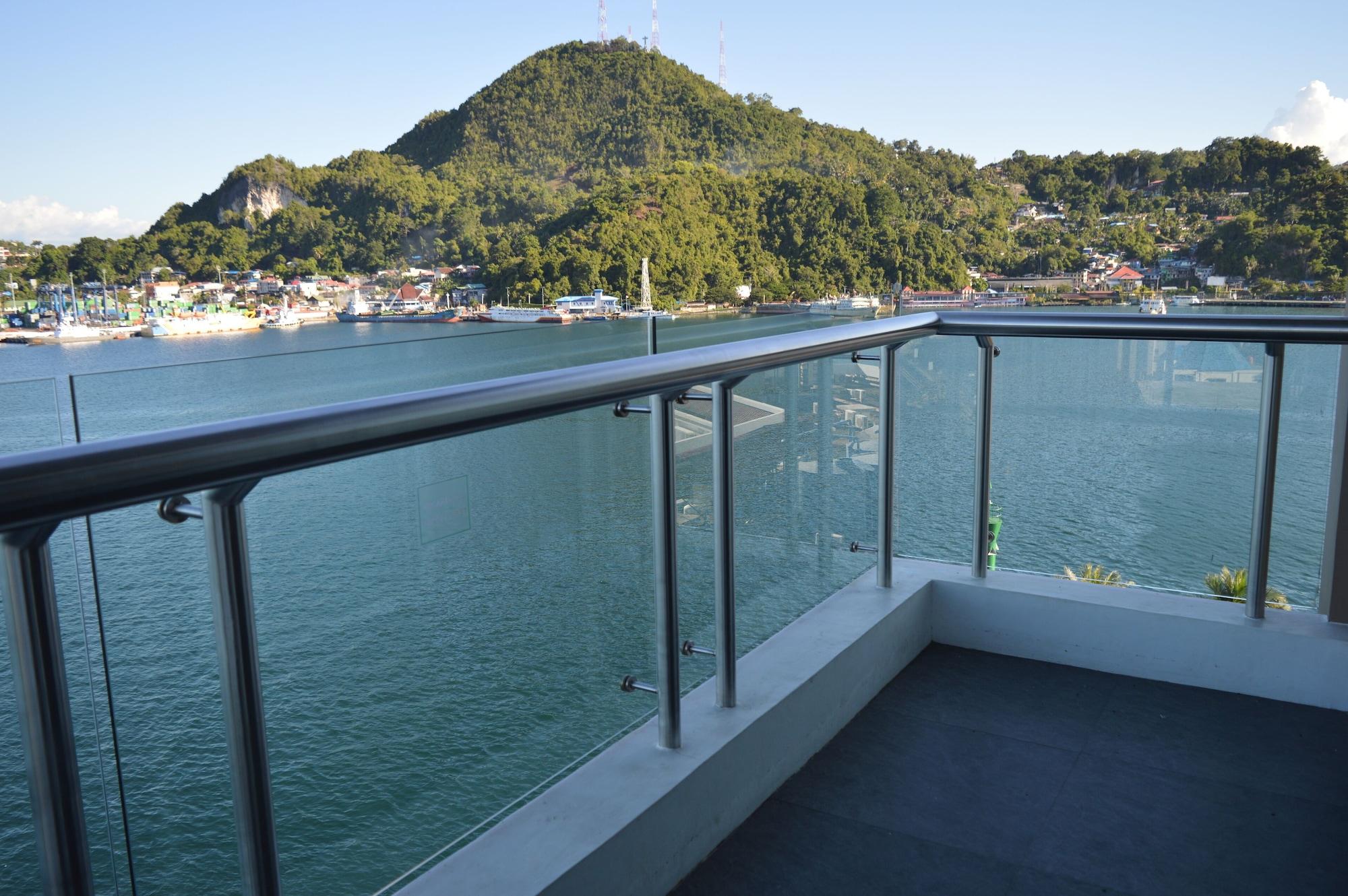 Swiss-Belhotel Papua Jayapura Esterno foto