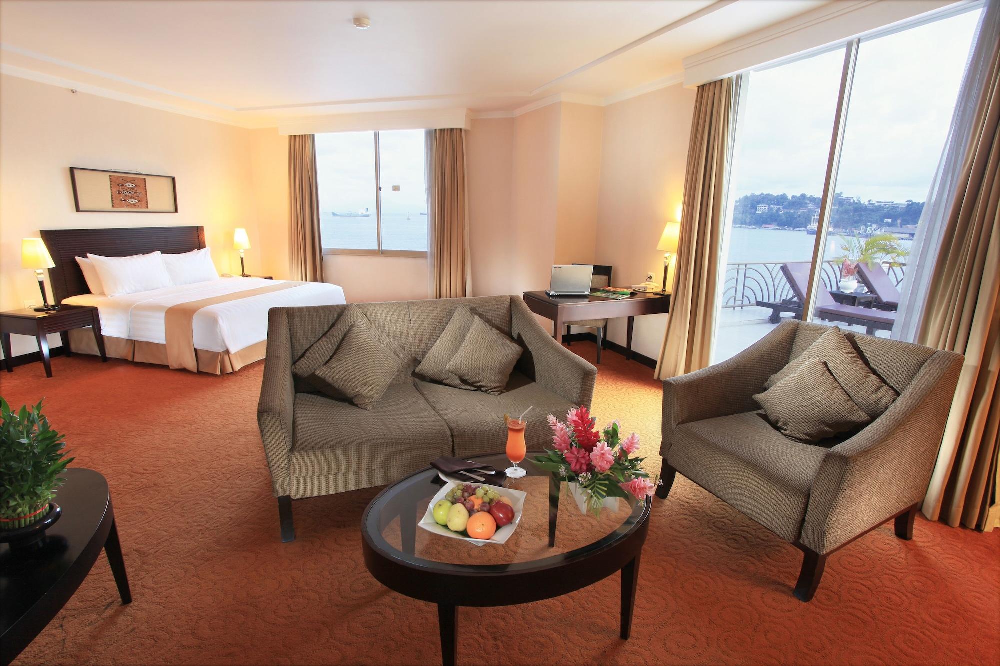 Swiss-Belhotel Papua Jayapura Esterno foto
