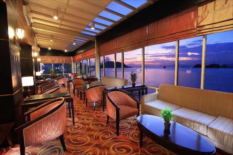 Swiss-Belhotel Papua Jayapura Esterno foto