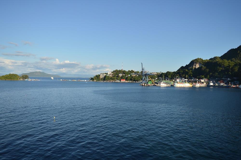 Swiss-Belhotel Papua Jayapura Esterno foto