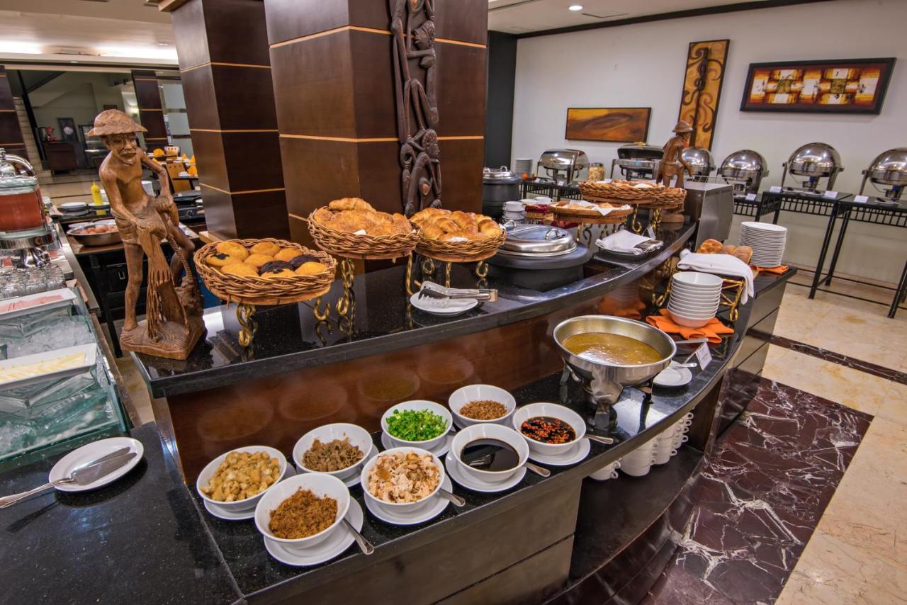 Swiss-Belhotel Papua Jayapura Esterno foto