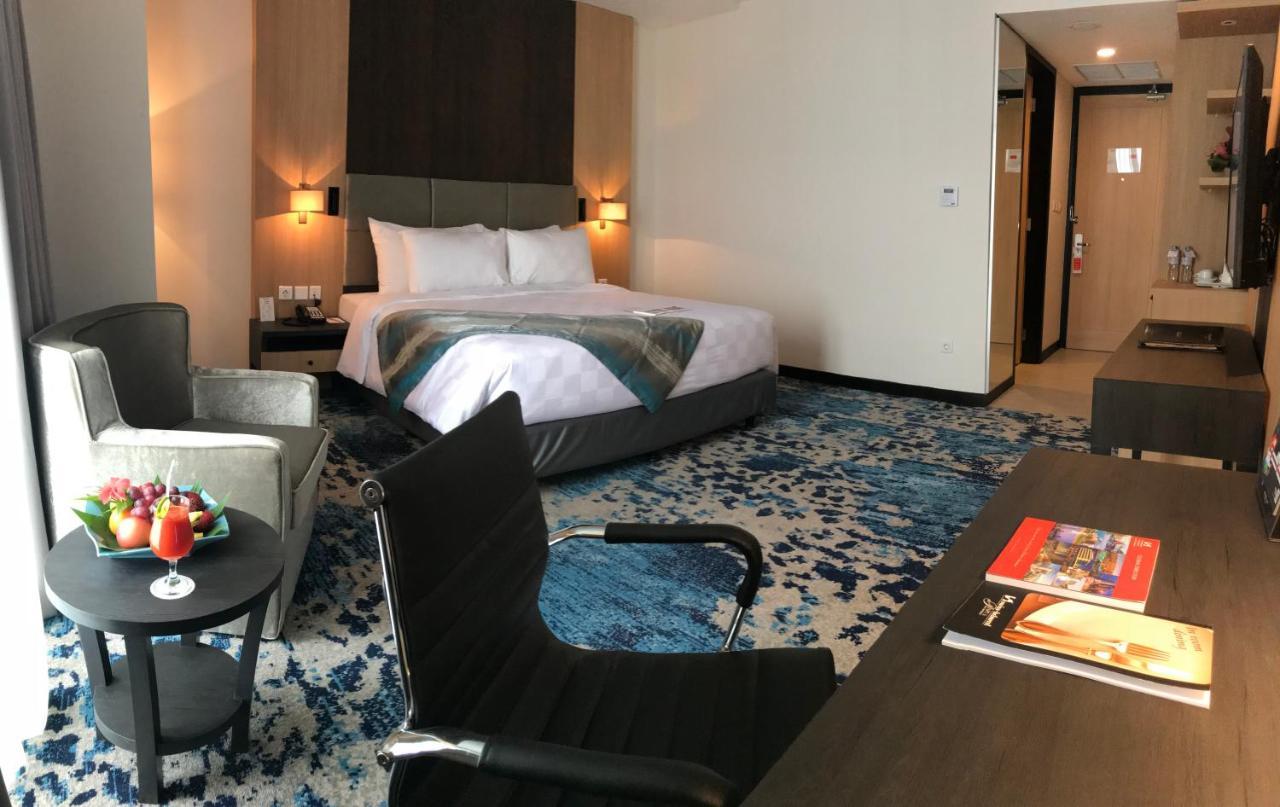 Swiss-Belhotel Papua Jayapura Esterno foto